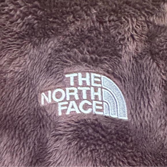 The North Face Women’s Osito Fleece Jacket ☃️🥰 - Picture 2 of 3